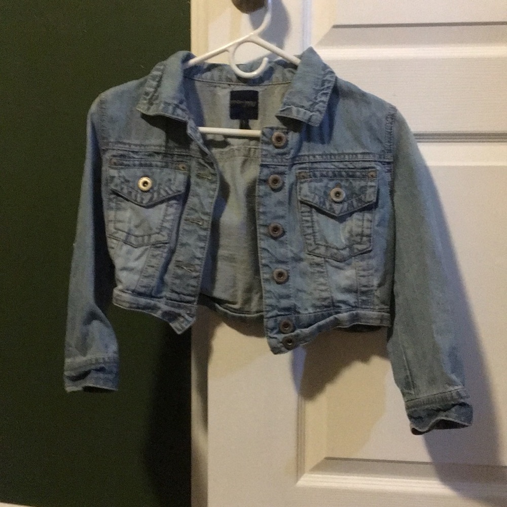 Cropped jean jacket